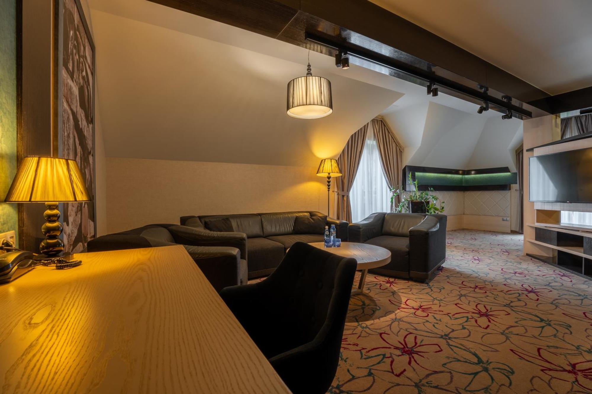 Hotel & Spa Czarny Gron Rzyki Εξωτερικό φωτογραφία