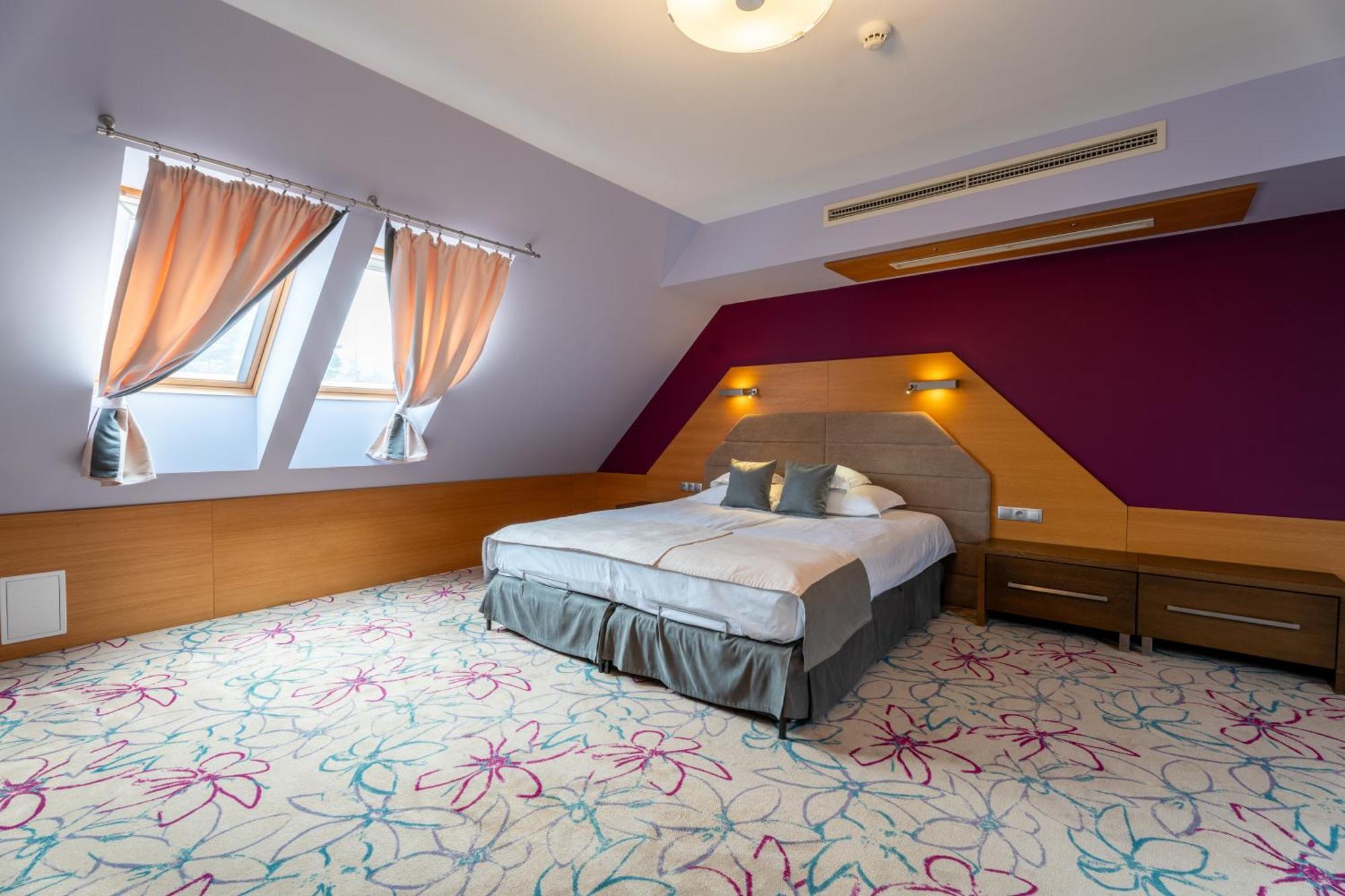 Hotel & Spa Czarny Gron Rzyki Εξωτερικό φωτογραφία