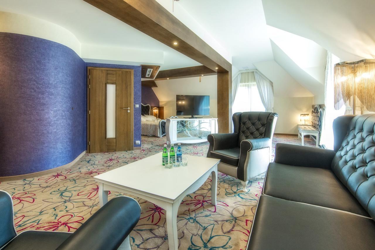 Hotel & Spa Czarny Gron Rzyki Εξωτερικό φωτογραφία