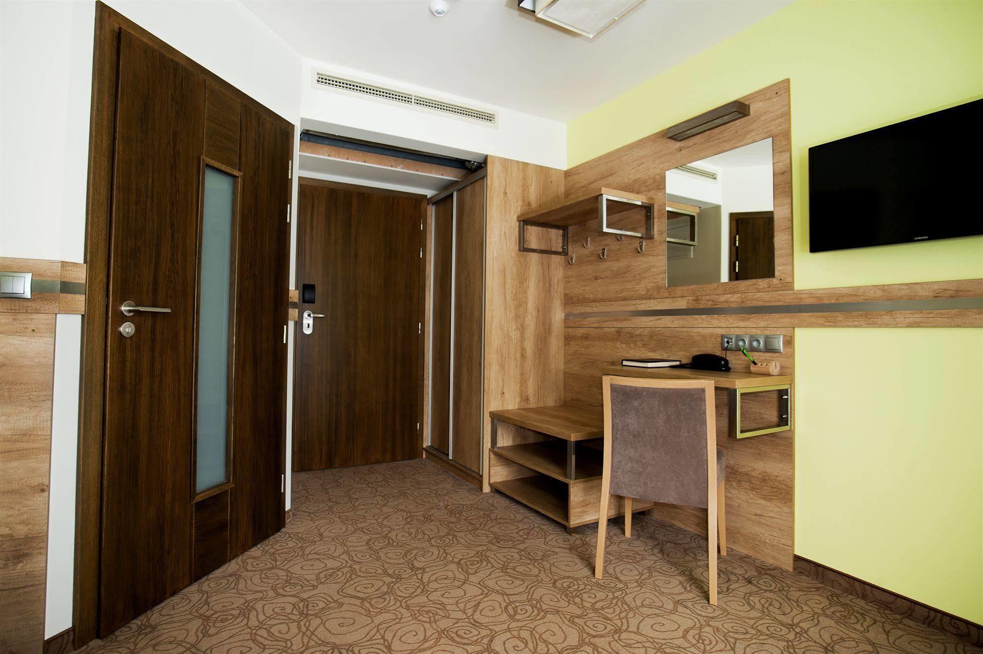Hotel & Spa Czarny Gron Rzyki Εξωτερικό φωτογραφία