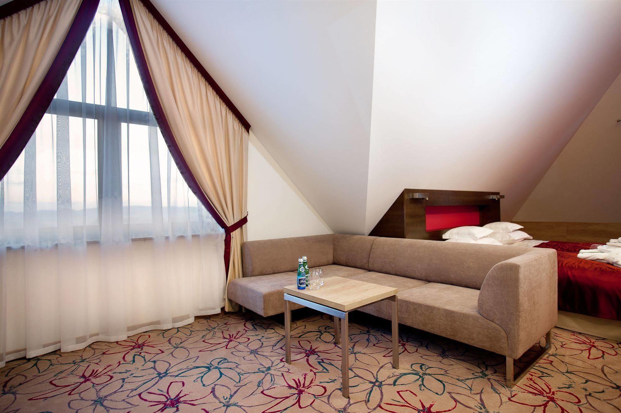 Hotel & Spa Czarny Gron Rzyki Εξωτερικό φωτογραφία